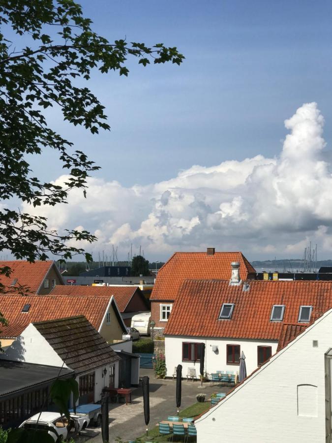 Ibsens Gaard Hotel Ebeltoft Luaran gambar