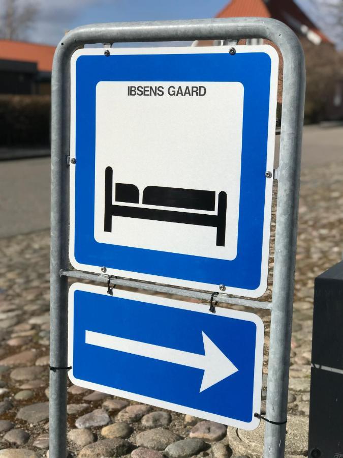 Ibsens Gaard Hotel Ebeltoft Luaran gambar