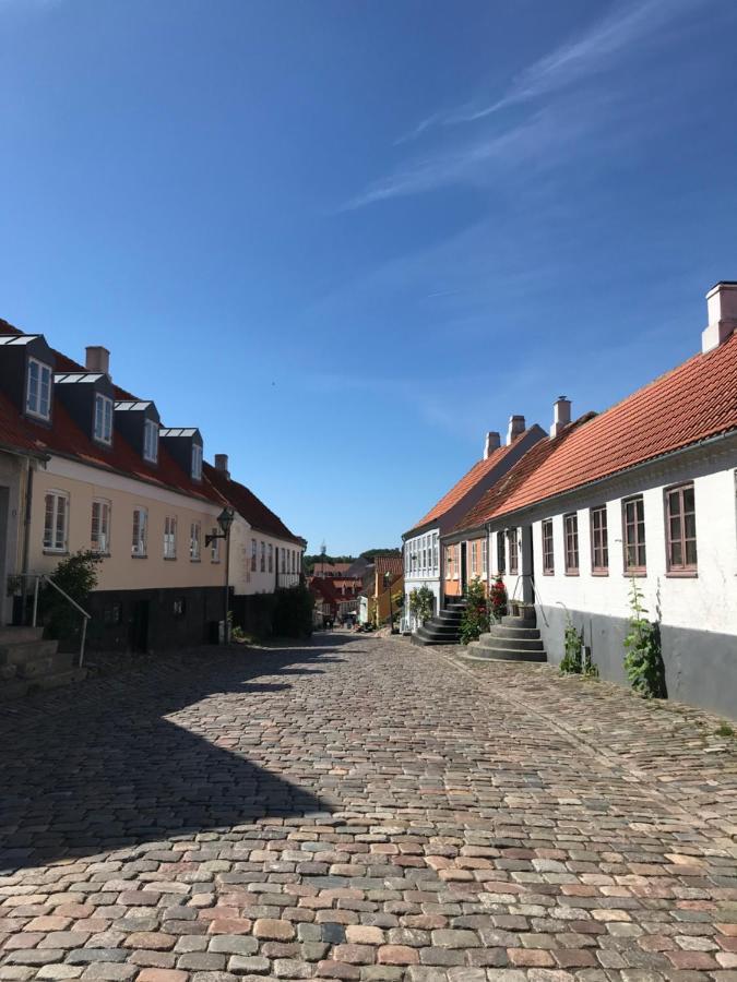 Ibsens Gaard Hotel Ebeltoft Luaran gambar